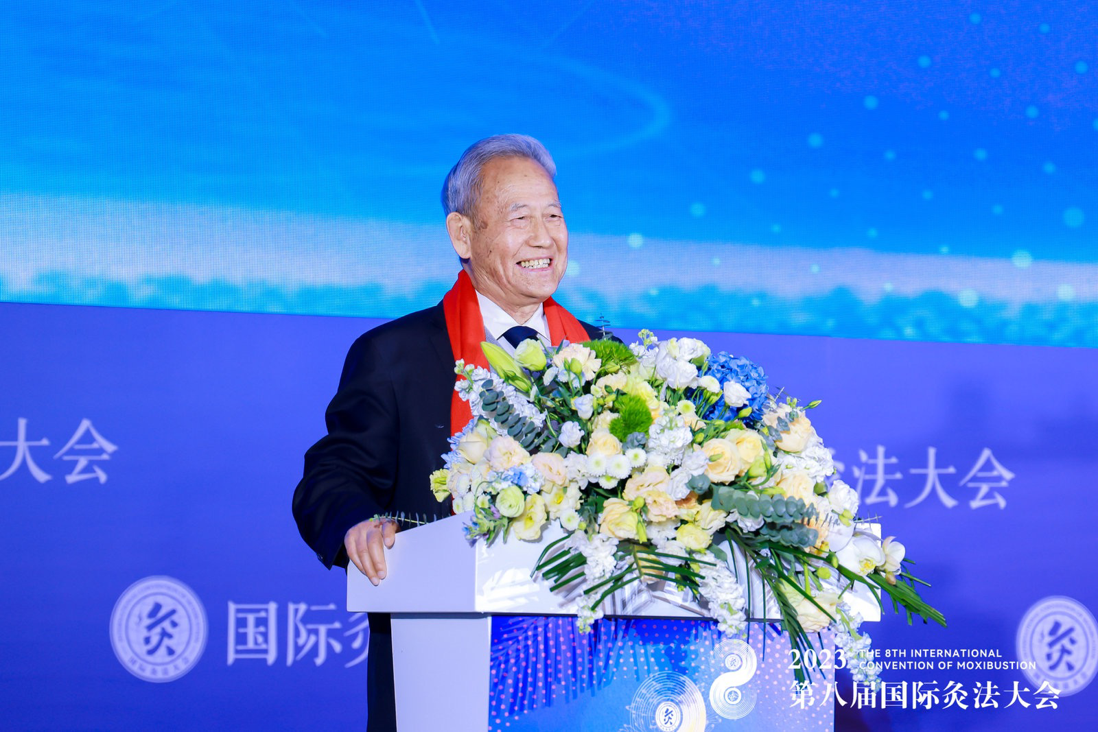 2023第八屆國際灸法大會盛大召開，益百分天天艾以科技賦能傳統(tǒng)艾灸